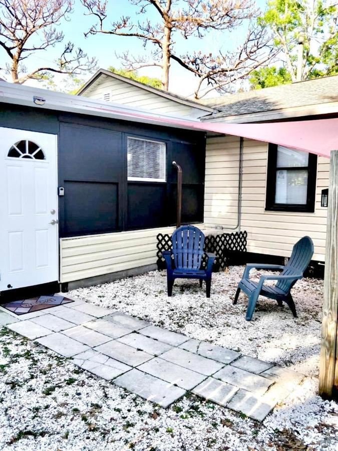 Two Fully Equipped Apartments And A Studio 5 Miles From The Beach セント・ピーターズバーグ エクステリア 写真